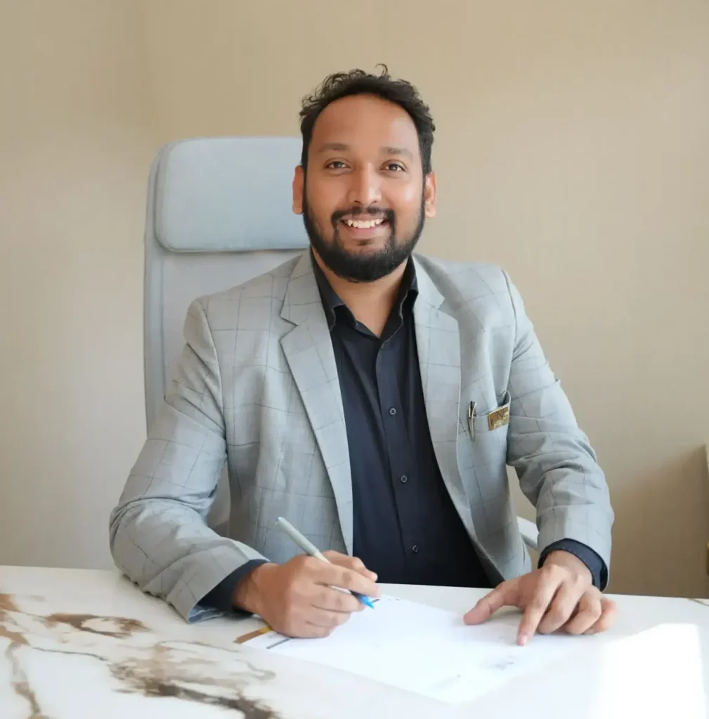 Best Spine Surgeon in Dahisar, Kandivali 1